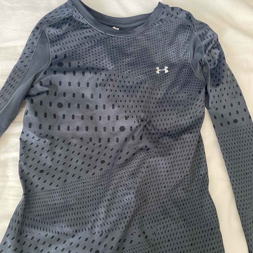 Under Armour heat tech running shirt